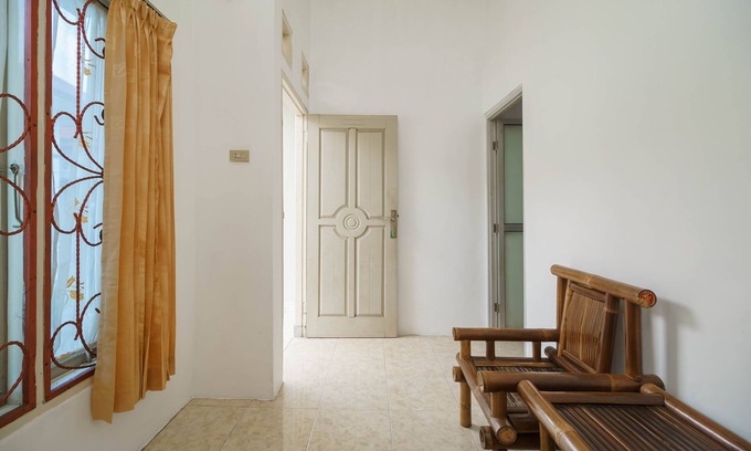 Lubuklinggau House | RedDoorz near Watervang Lubuk Linggau 2