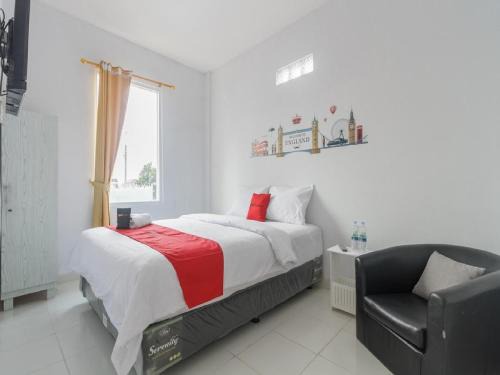 Karet House | RedDoorz Plus near Taman Rasuna Menteng