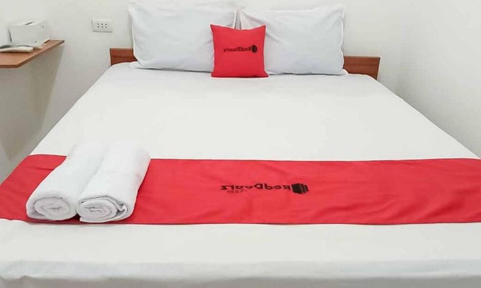 Rajabasa Hotel | RedDoorz Plus near Universitas Saburai Lampung