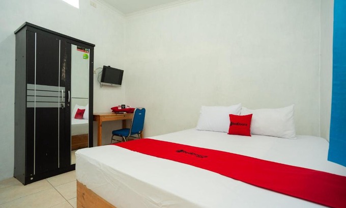 Bandar Lampung Hotel | RedDoorz Syariah @ Jalan KH. Mas Mansur Lampung