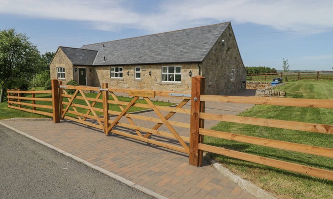 Hallington Cottage | REDE RIVER COTTAGE, with open fire in West Woodburn