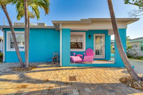 Sunset Reef House | Redington Shores Retreat - Walk to Beach Access!