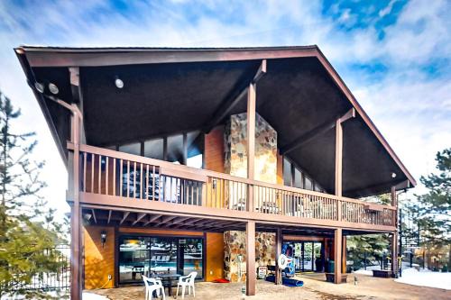 Park City House | RedPine Condominums T-19
