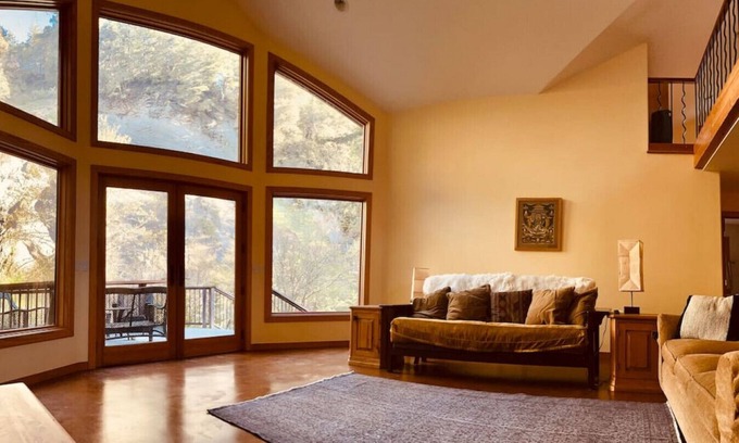 Redway House | Redwood Creek Getaway!