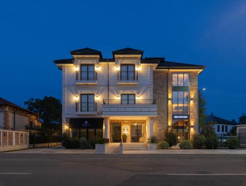 Targoviste Hotel | Reea Boutique Hotel