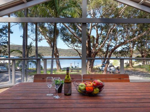 Smiths Lake House | Reflections