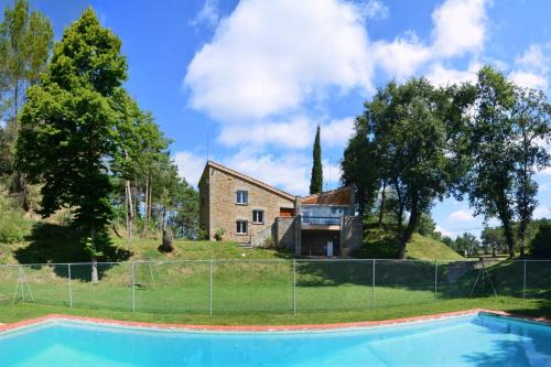 Sant Boi de Llucanes Villa | Refugi del Esquirol