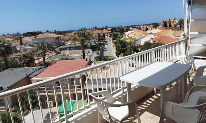 Puerto de Mazarron Apartment | Refugio Sereno: Cool apartment in bay.