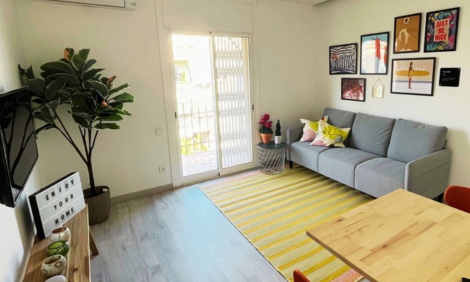 Sant Marti Apartment | Refugio Urbano en el Poblenou, Cerca de la Playa en Barcelona