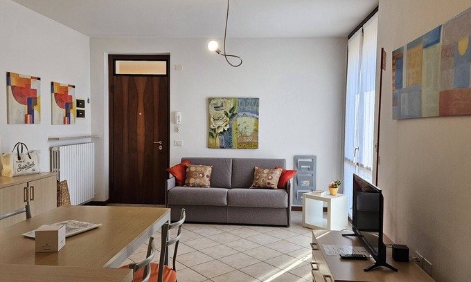 Lazise Apartment | Regarda – apartment Miralago in Lazise with private garden, pool, pets allowed