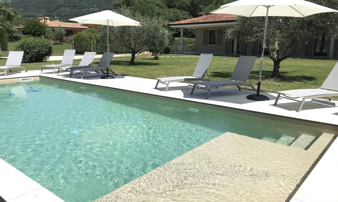 Costermano Ski Chalet | Regarda - "Villa Ida, Giarole unit" with pool and air conditioning