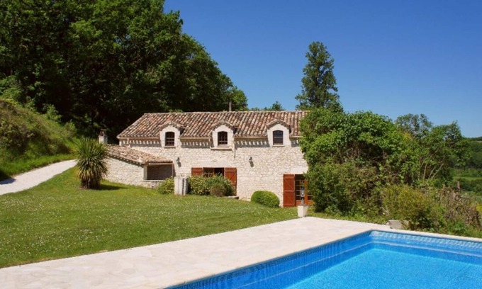 Bouloc House | Regaussou character property, 5 ha, secluded, nature, panorama, relaxation, air conditioning