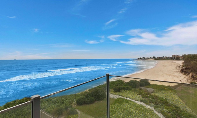 The Entrance North Apartment | Regency Court - Waterviews