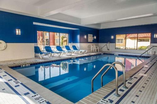 New London Hotel | REGENCY Inn & SUITES NEW LONDON MYSTIC
