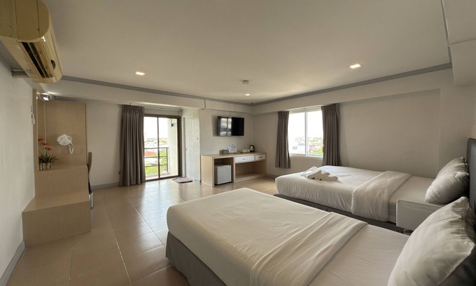 Nonthaburi Hotel | Regent Ngamwongwan