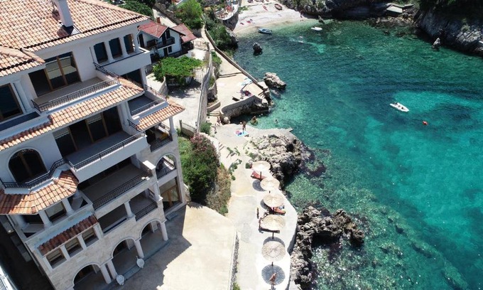 Utjeha Hladna Uvala Hotel | Regina del Mare