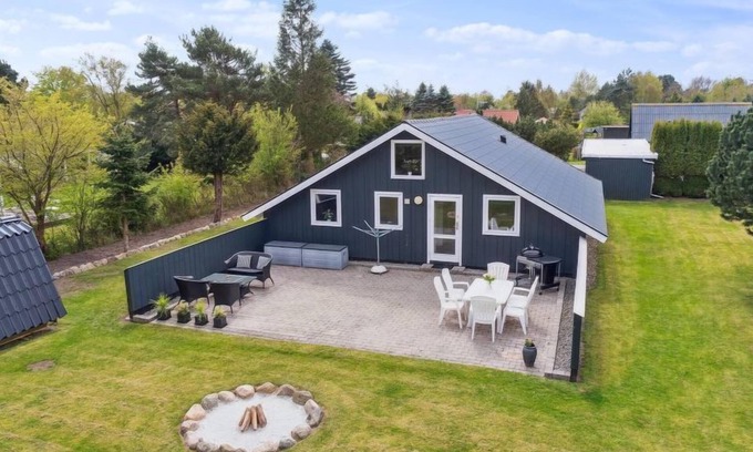 Dannemare House | "Reidar" - 600m from the sea by Interhome