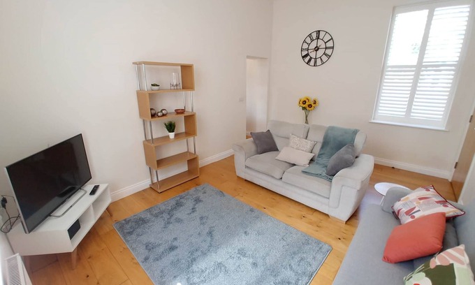 Reigate Apartment | Reigate Devonshire Apartment