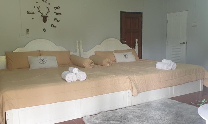 Sichon House | REINDEER HOUSE Wat Chedi 4 People