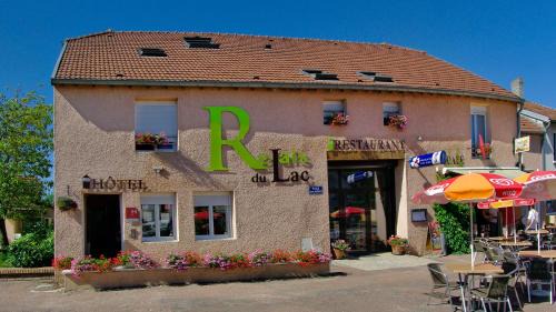 Villegusien-le-Lac Hotel | Relais Du Lac