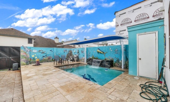 Mission House | Relax and Enjoy in Our Spacious Country Club Estate