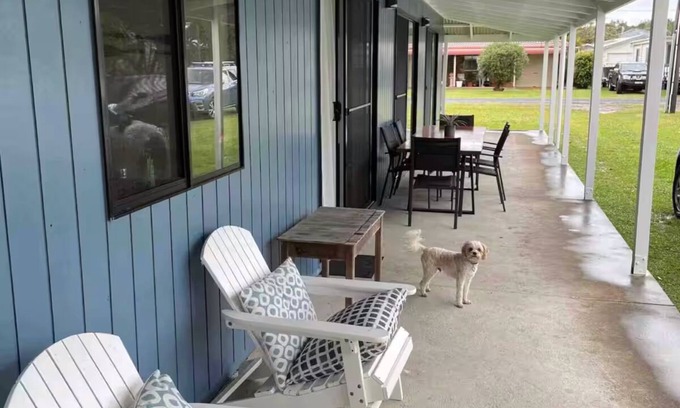 Red Rock Cottage | Relax and Recharge in a Charming Beach Getaway - Red Rock House