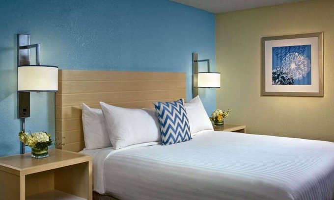 Sharonville House | Relax and Recharge! Free Breakfast, Free Parking, Pets Allowed