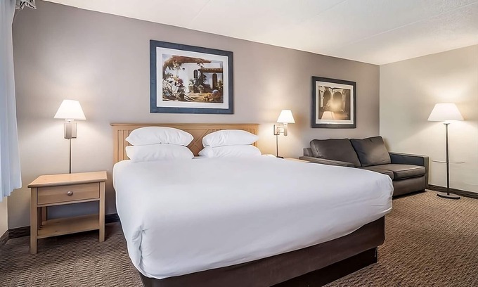 Palm Valley Resort | Relax and Unwind in Red Lion Inn & Suites Goodyear Phoenix! Free Parking