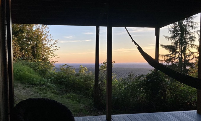 Mirrormont Apartment | Relax and unwind in this beautiful home on Tiger Mountain with gorgeous views!
