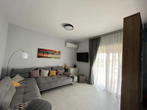Loutraki-Agioi Theodoroi Apartment | Relax apartment 50m from the sea