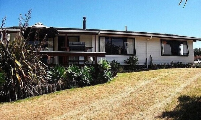 Pauanui Cottage | Relax at Pauanui - Pauanui Holiday Home