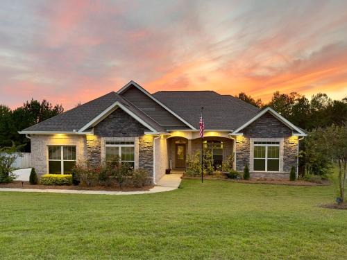 Enterprise House | Relax at the Ridge 4BR 3BA