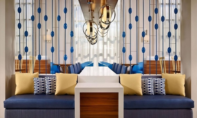Auburn Hills Hotel | Relax by the Pool & Enjoy Free Breakfast! Comfortable Stay at Auburn Hills!