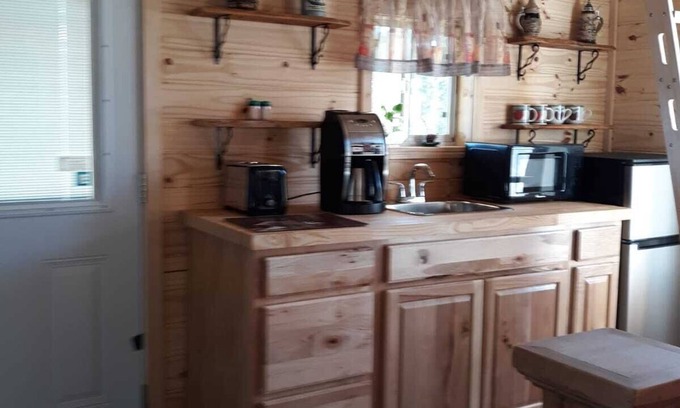 Blanco Cabin | Relax in a contry atmosphere in the hart of the hill country