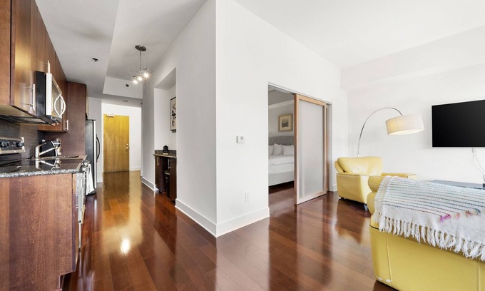 Lindbergh House | RELAX in BUCKHEAD II w/Train