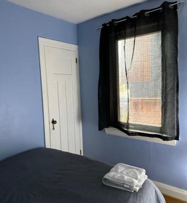 Old East York House | Relax in East York Space Share