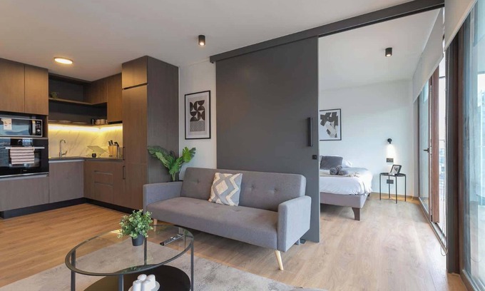 El Golf Apartment | Relax in Las Condes 2D2B fully equipped