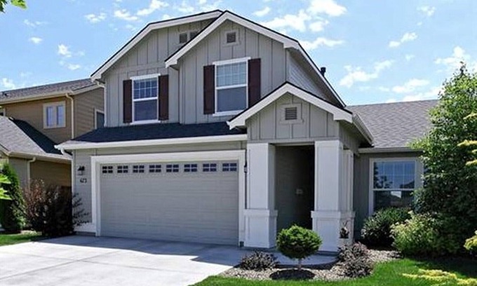 Meridian House | Relax in Style & Comfort! Home Near Pool w/ALL Amenities Provided.