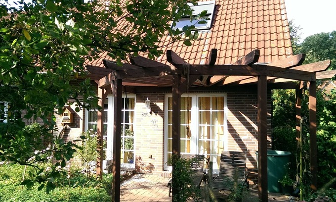 Edewecht House | Relax in the Hedgehog House in Jeddelo