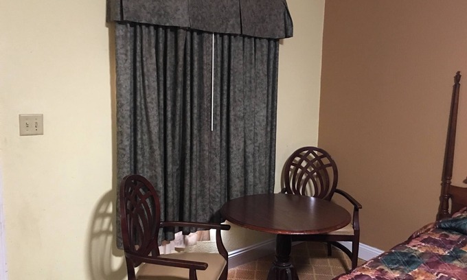 Bel Alton Hotel | Relax Inn Bel Alton