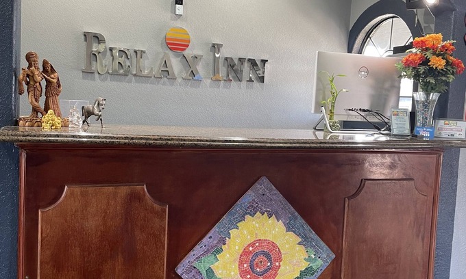 Dilley Hotel | Relax Inn