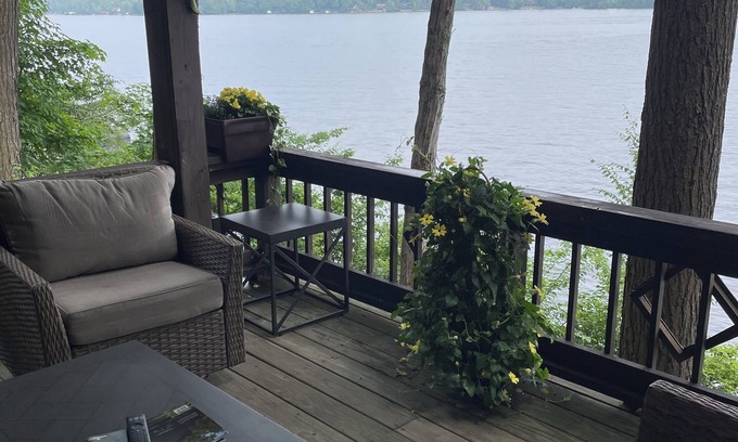 Eagle Bay Cabin | Relax Lake Front 2-night minimum. Dogs welcome.