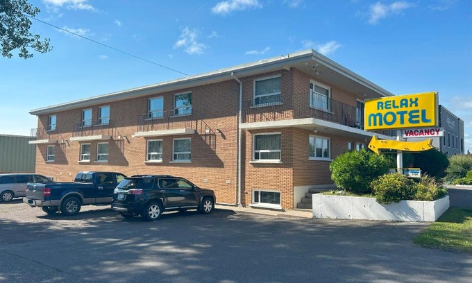Thunder Bay Hotel | Relax Motel