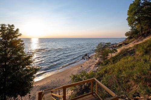 Norton Shores House | Relax on Lake Michigan at Tranquil Shores