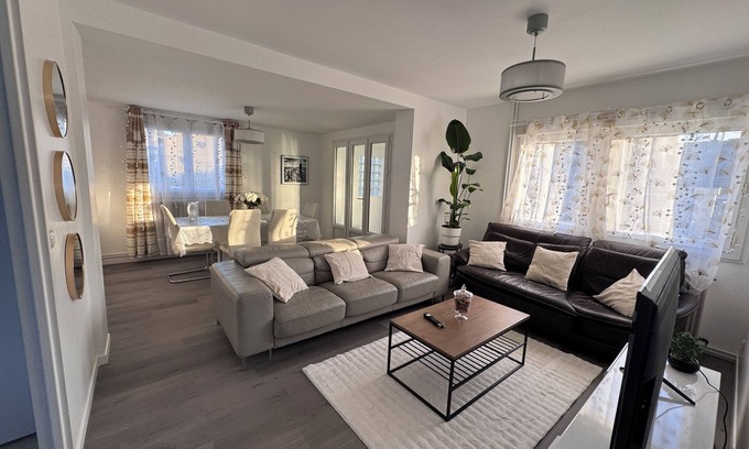 Garges-les-Gonesse House | Relaxation and comfort in a quiet cul-de-sac