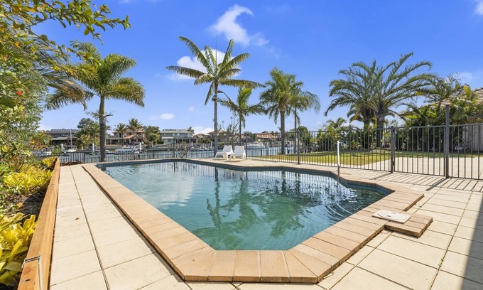 Banksia Beach House | Relaxation & Space in a Canal Home