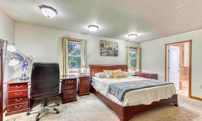 Kingsgate House | RELAXATION VILLA:Heart of the city, spacious house