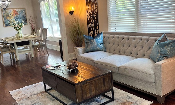 Sanford Cottage | Relaxing 2-bedroom cottage in beautiful Sanford