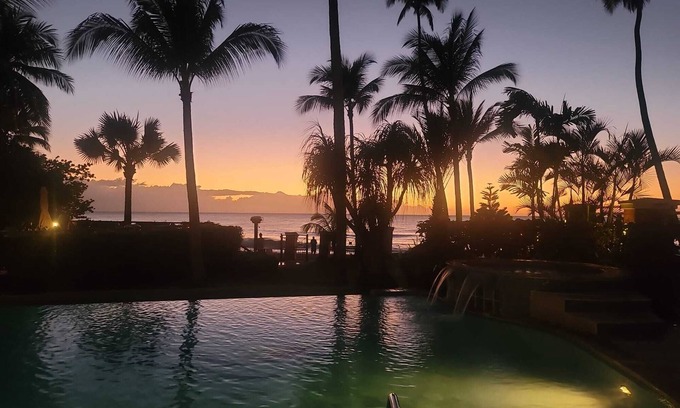 Barrero Condo | Relaxing 2-bedroom getaway with beach view and access.