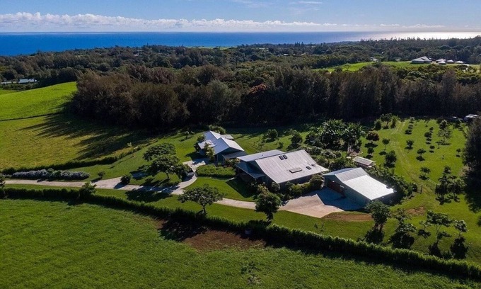 Kapaau Other | Relaxing 4-Bedroom Farmhouse Retreat on Working Farm